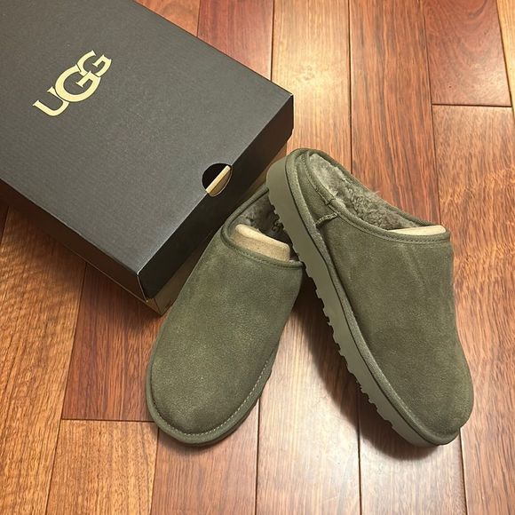 UGG Other - GREEN UGGS SLIP ON BRAND NEW IN BOX SHADE OF OLIVE ARMY GREEN MNS 7 FIT WMS 8.5